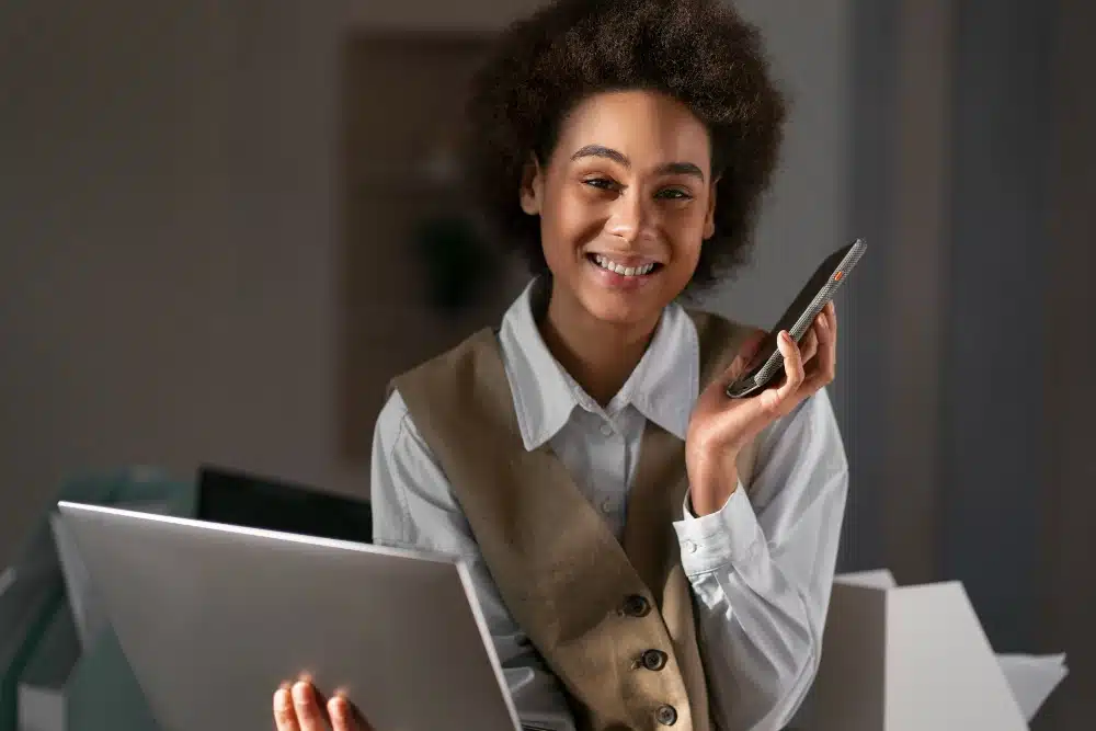 Invoicing apps across devices